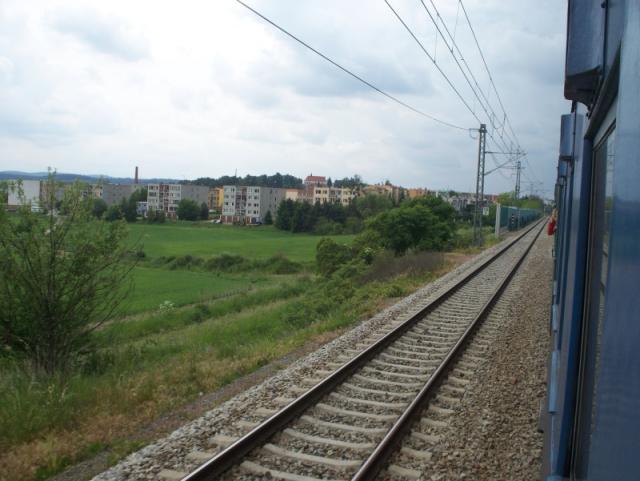 09