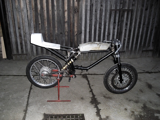 moto1.jpg